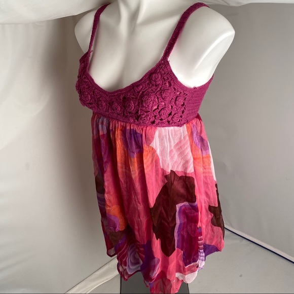 Hendi pink multicolor crochet shimmer babydoll - Picture 2 of 8